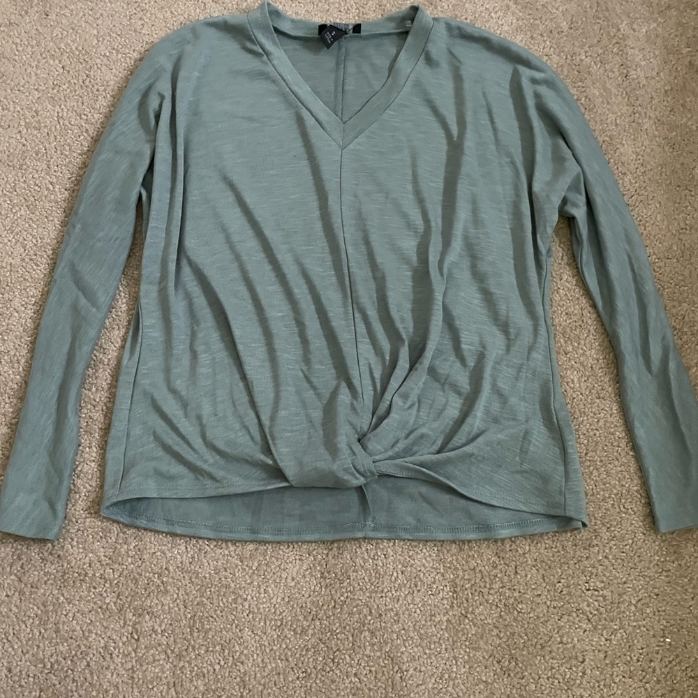 Comfy and cute green long sleeve with knot in the front and V neck!